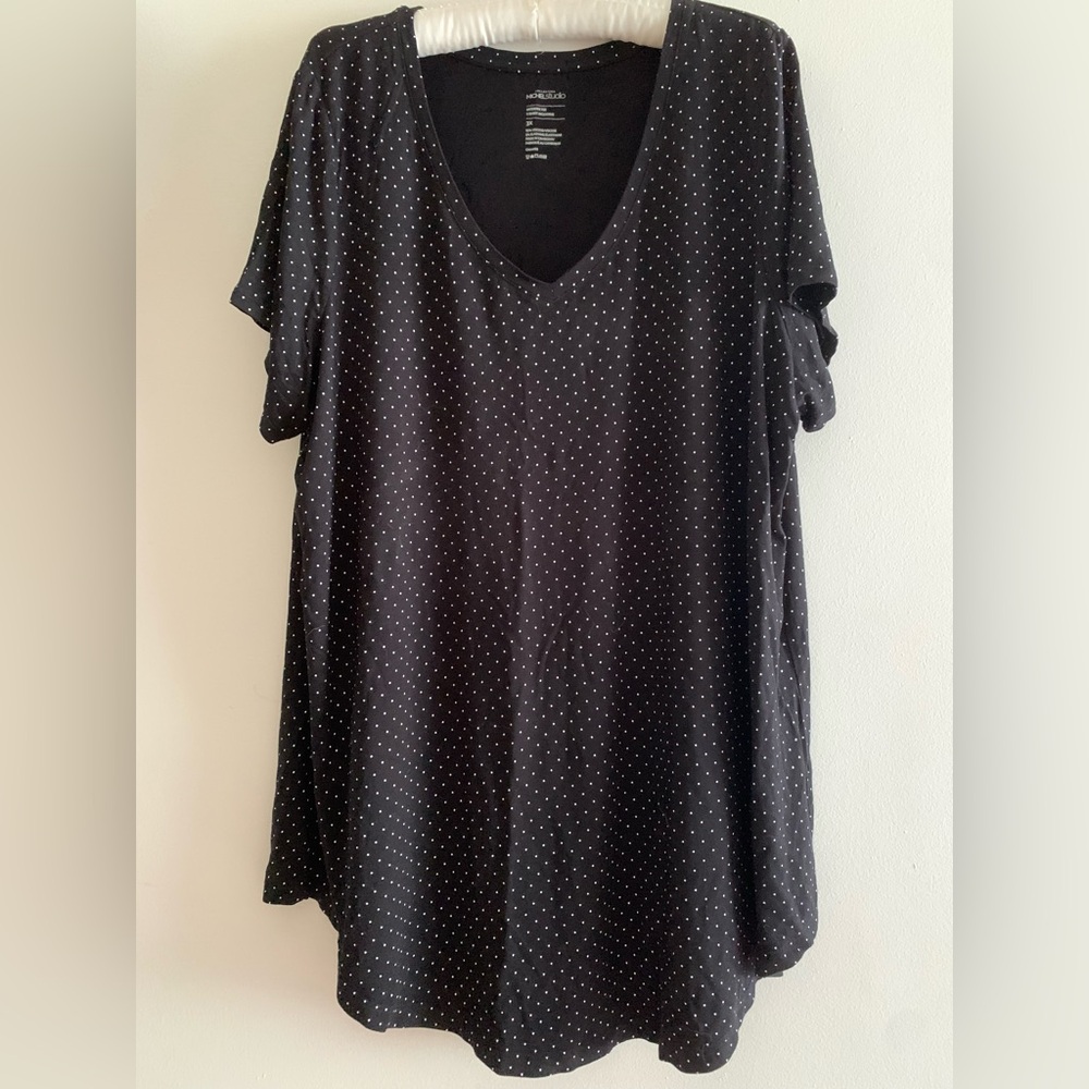 Michel Studio Black and White Dotted Short Sleeve Top